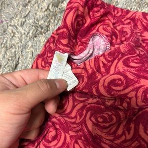 Lularoe pink rose legging onesize